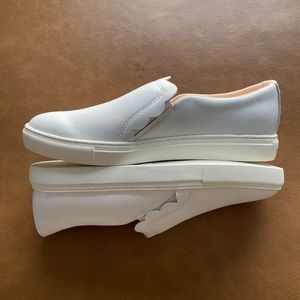 NEW Kate Spade Scallop Edge Slip-On Sneakers Sz 6